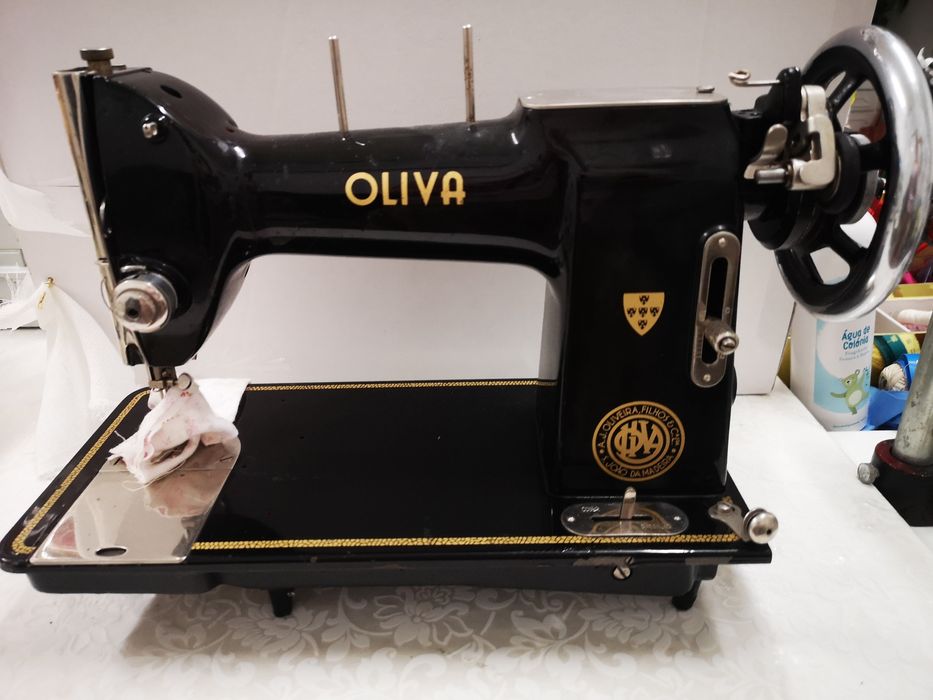 Lote 9 máquinas de costura
