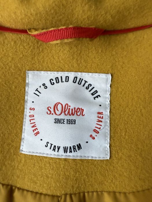 Жіноче демісезонне пальто