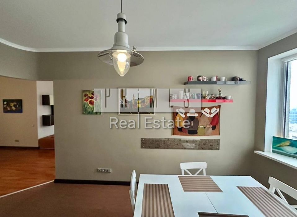 Оренда 3 кімнатної квартири 106 м2 вул. Князів Острозьких 46/2