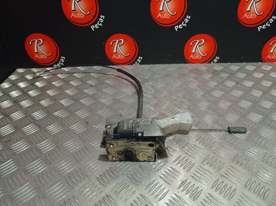 Fecho Da Porta Frente Esq Renault Clio Ii Caixa (Sb0/1/2_)
