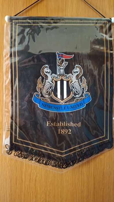 Newcastle United Football Crest