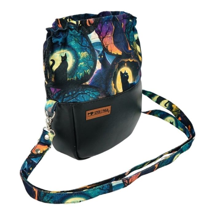 Mała Damska Torebka na ramię Czarny Kot - Czarna skóra ekologiczna