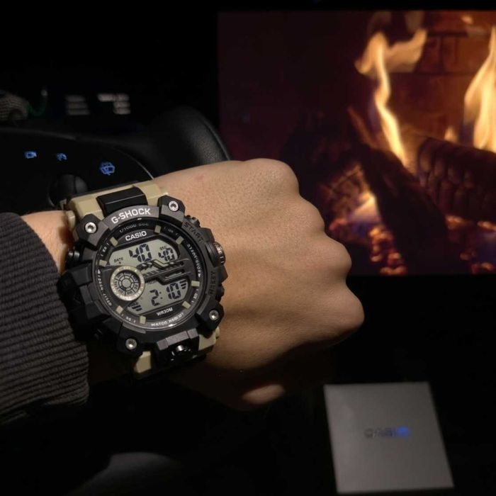 Casio G-Shock 1990 M