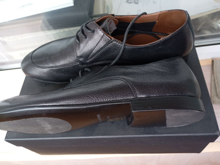 Нові туфлі carlo pazolini 44розмір