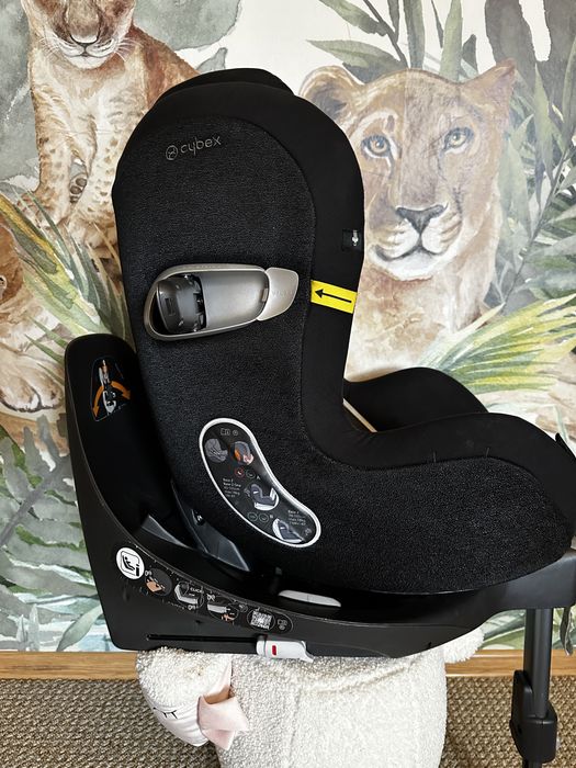fotelik samochodowy Priam Cybex Sirona Zi, baza obrotowa do kompletu.