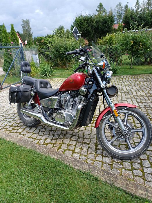 Honda VT 700 CMAGNA