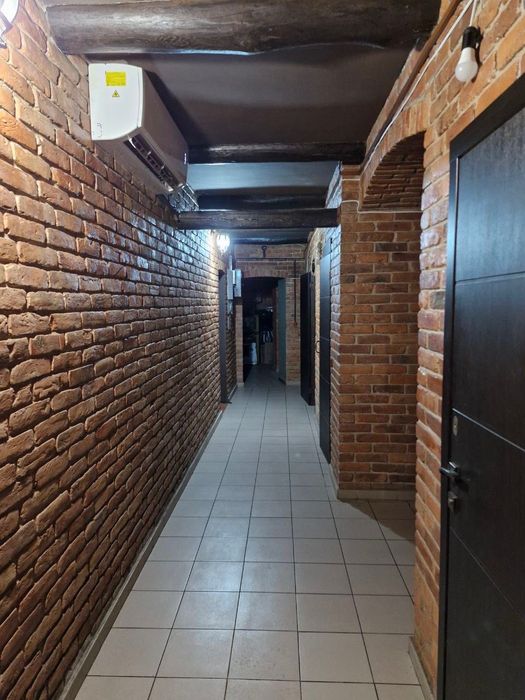 Приміщення по вул. Монастирська ( готовий бізнес)