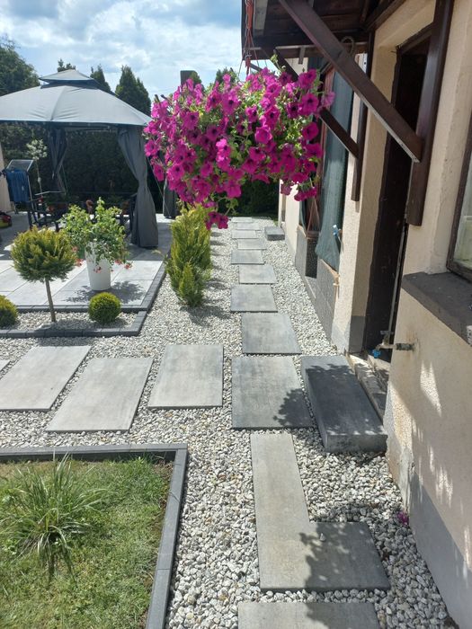 Układanie kostki brukowej,schody,tarasy,opaski.place,mostki wjazdowe.