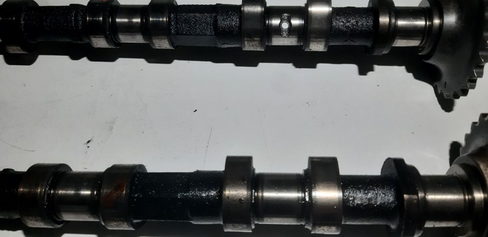 BMW E39 m57 2.5d 163km wałki rozrządu wałek ssący i wydechowy r6