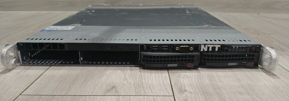 Kompaktowy serwer NTT 1U Xeon 1220 16GB RAM 4xHDD DVD 100% sprawny