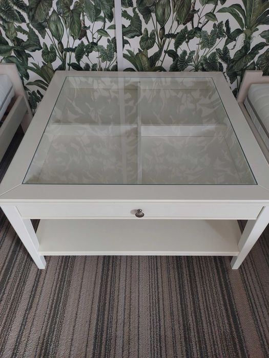 Biała ława/stolik IKEA z szufladą i szklanym blatem