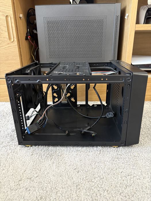 Caixa mimi-itx/micro-atx Kolink Satelite