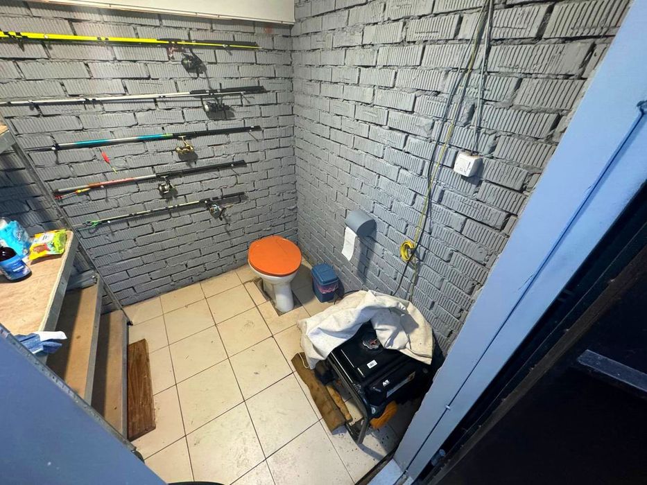 Продаж дачі ЄрмолаЇвка, свій берег річки