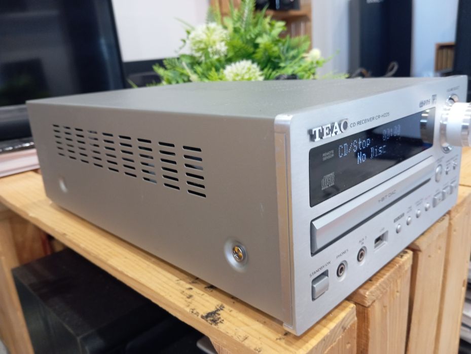 Odtwarzacz CD TEAC CR-H225 + pilot