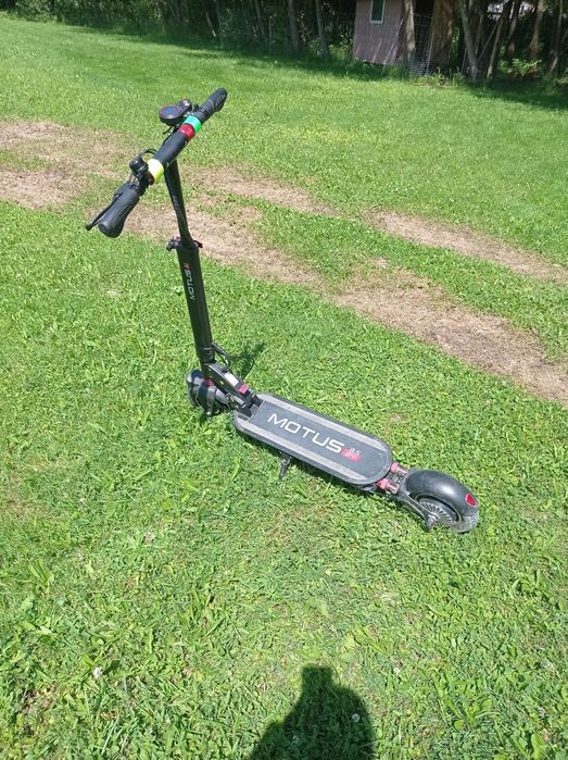 Hulajnoga elektryczna motus 8.5 pro