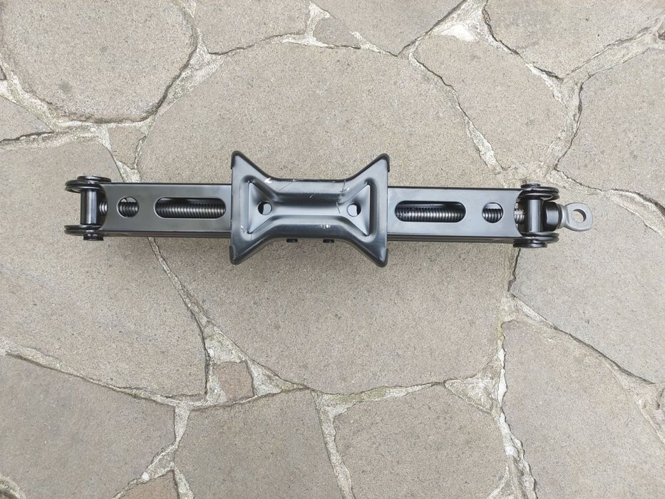 Домкрат та набір інструментів для Hyundai Tucson NX4 / Kia Sportage