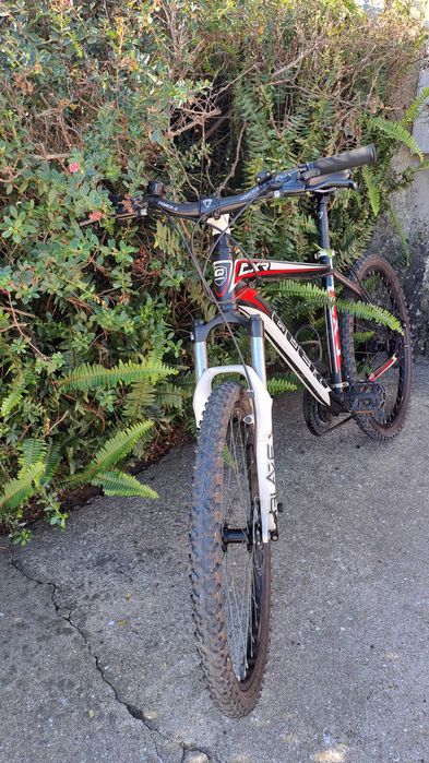 Bicicleta BTT QUER CXR quadro alumínio