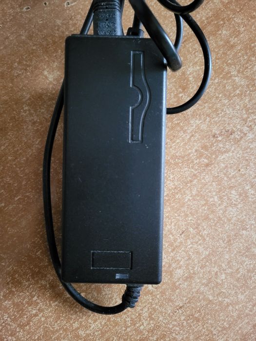 Zasilacz do hulajnogi