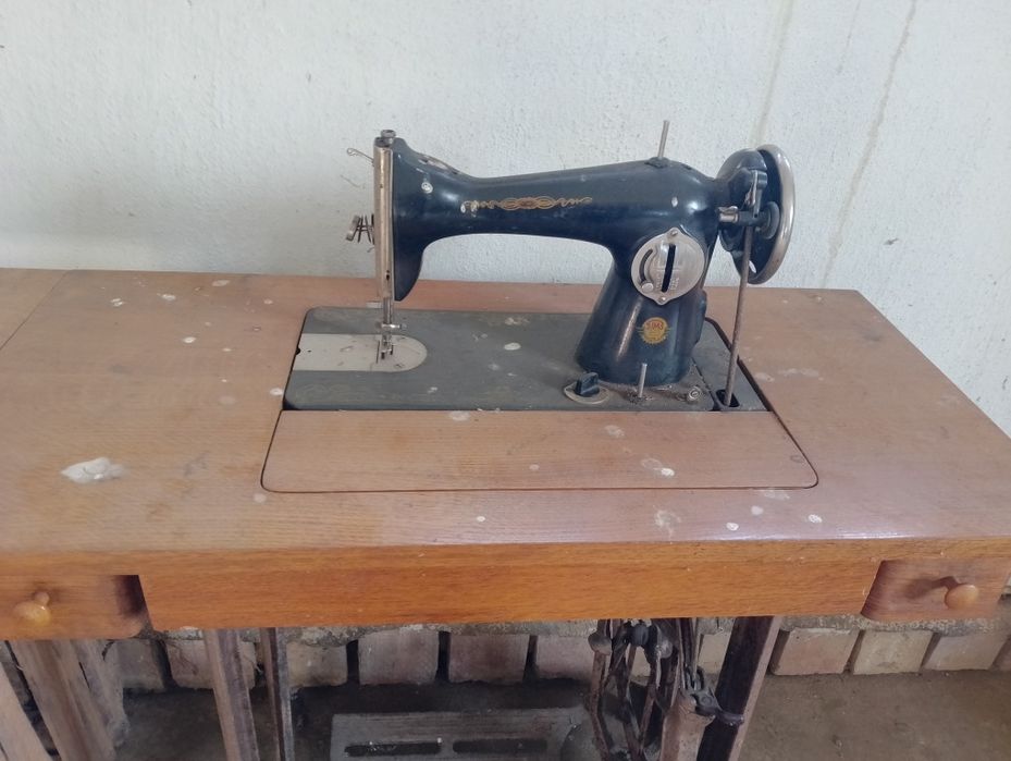Швейна машина )))