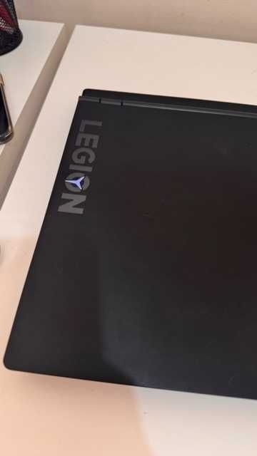 Portátil Gaming Legion Y540