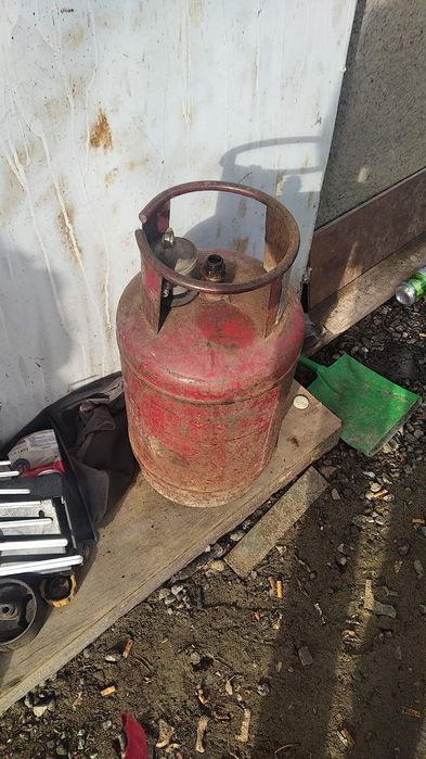 Заміна вентилів та провірка балонів