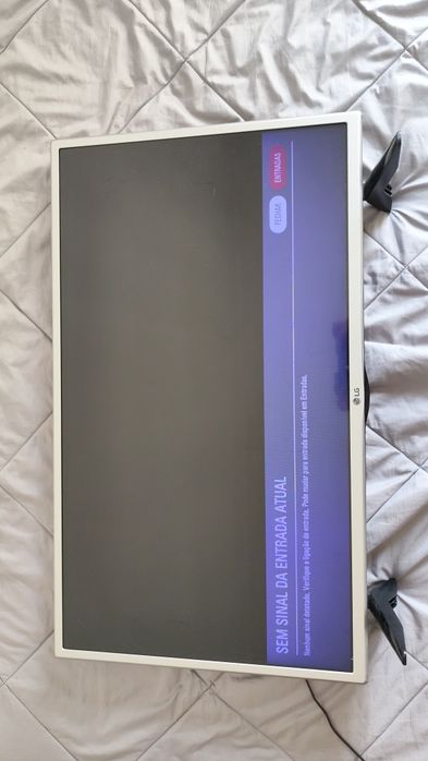 TV Led LG 32" Branco (32LH510B) + Suporte de Parede