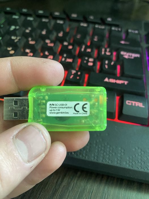 продам звукову карту