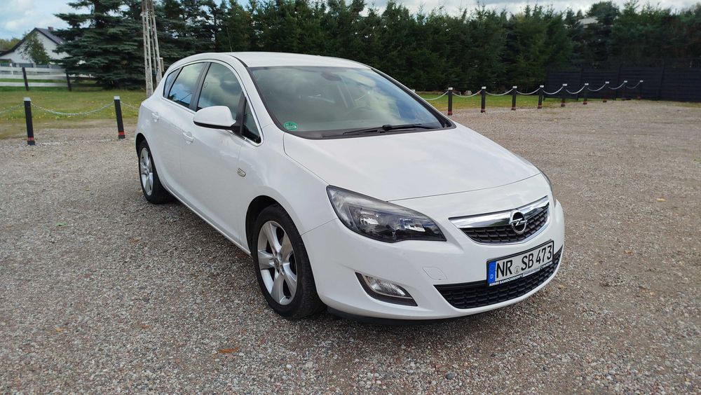 Opel Astra 1.6 benzyna bez turbo 115 KM. 13 Lat w Jednych Rękach. Oryginalny Lakier.