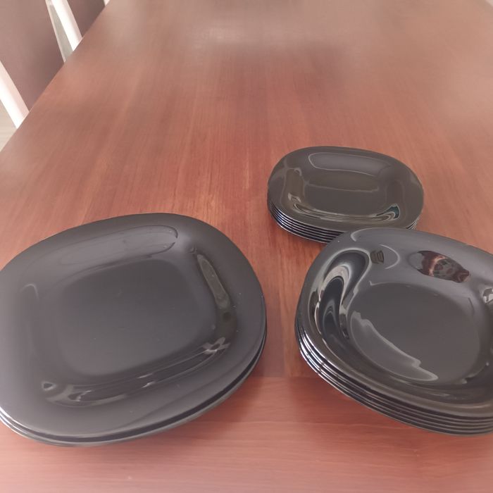 Zestaw talerzy obiadowy