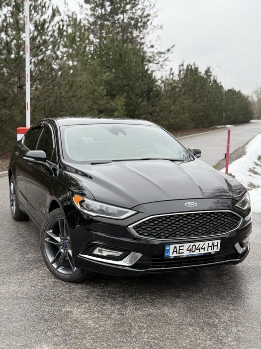 Ford Fusion, Titanium PHEV: 17 400 $ - Ford Дніпро на Olx