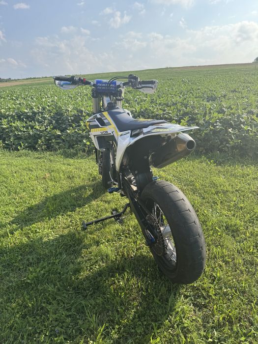 Husqvarna FS450 Supermoto, Akrapovich.