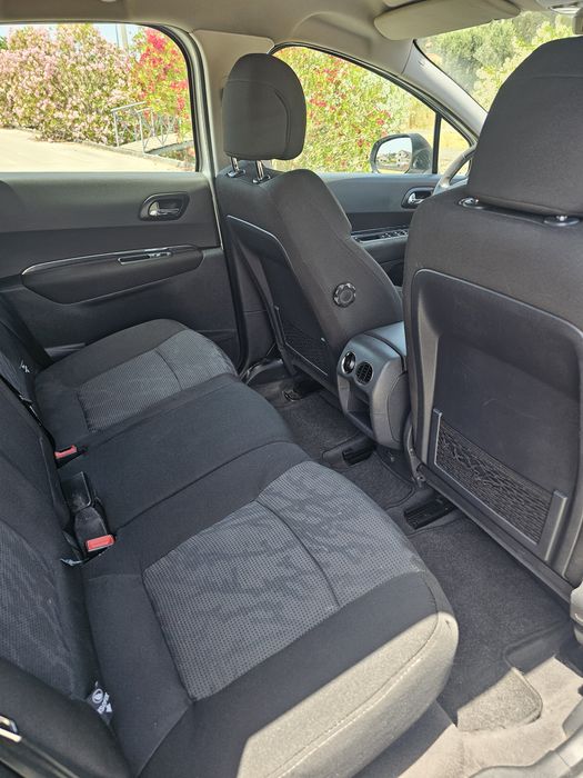 Peugeot 3008 1.6 hdi 2011
