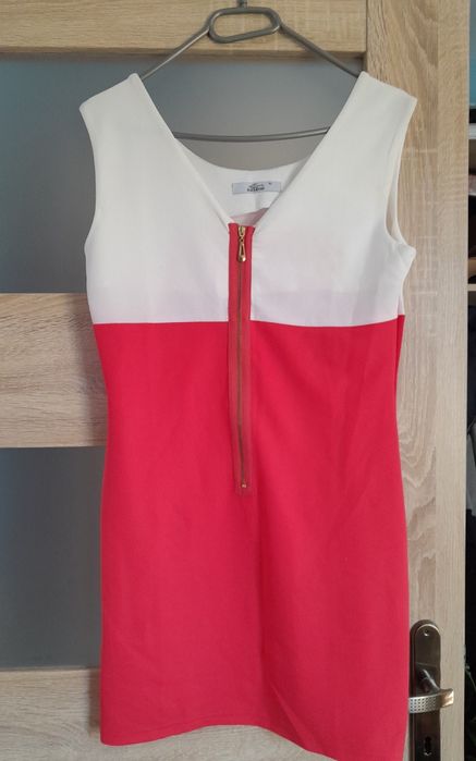 Sprzedam sukienkę rozmiar. XL