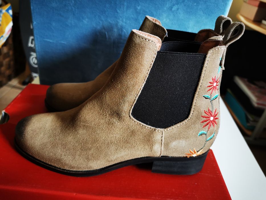 Bota Nova Camel rasa