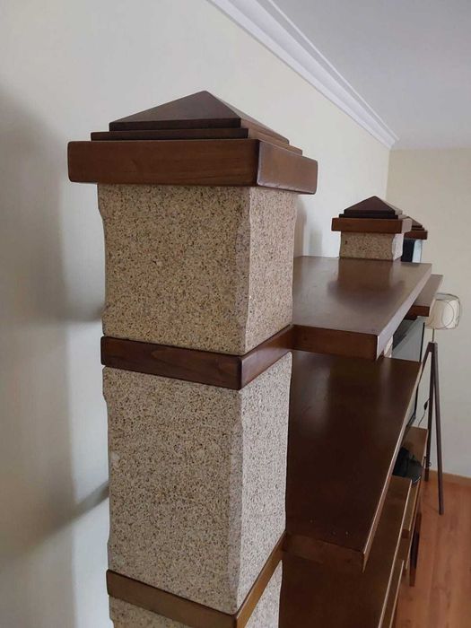 Movel de sala em granito amarelo,perfeitas condições