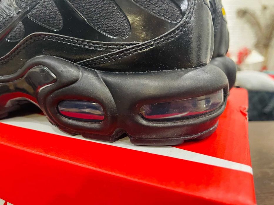 Air_Max_TN_Plus_Czarny 44