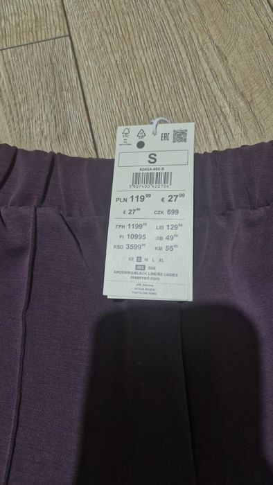 Spodnie z modalu Reserved S