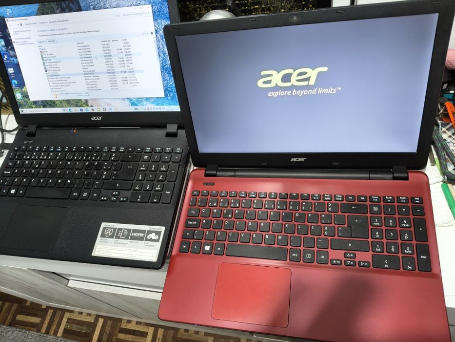 Vendo 2 portáteis marca Acer vermelho e um preto bem estimados como  n