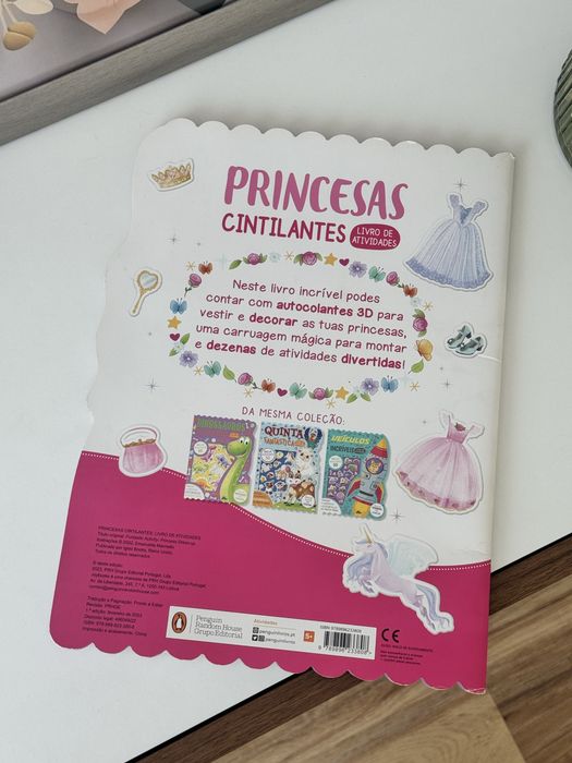 [ €1,00 ] Livro de Atividades | Princesas Cintilantes