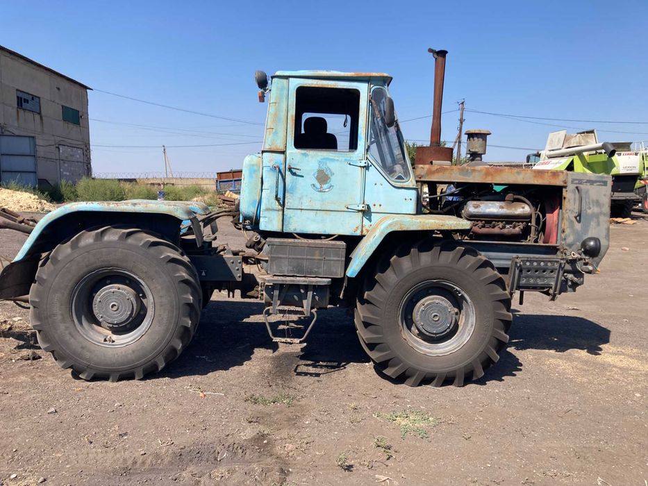 трактор колесный Т-150