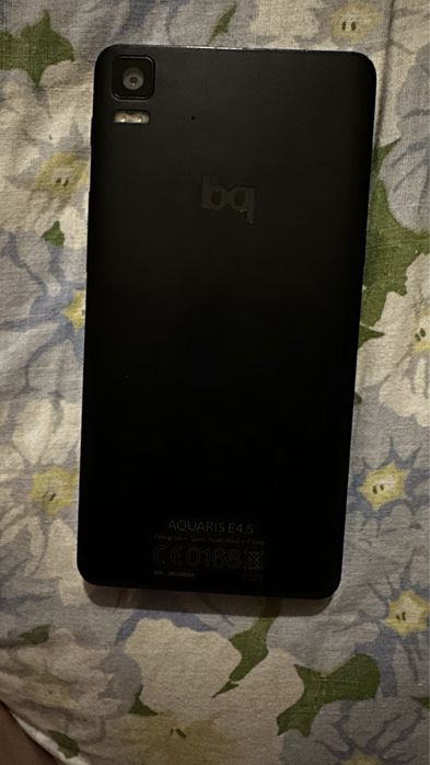 BQ Aquaris E4.5 para peças