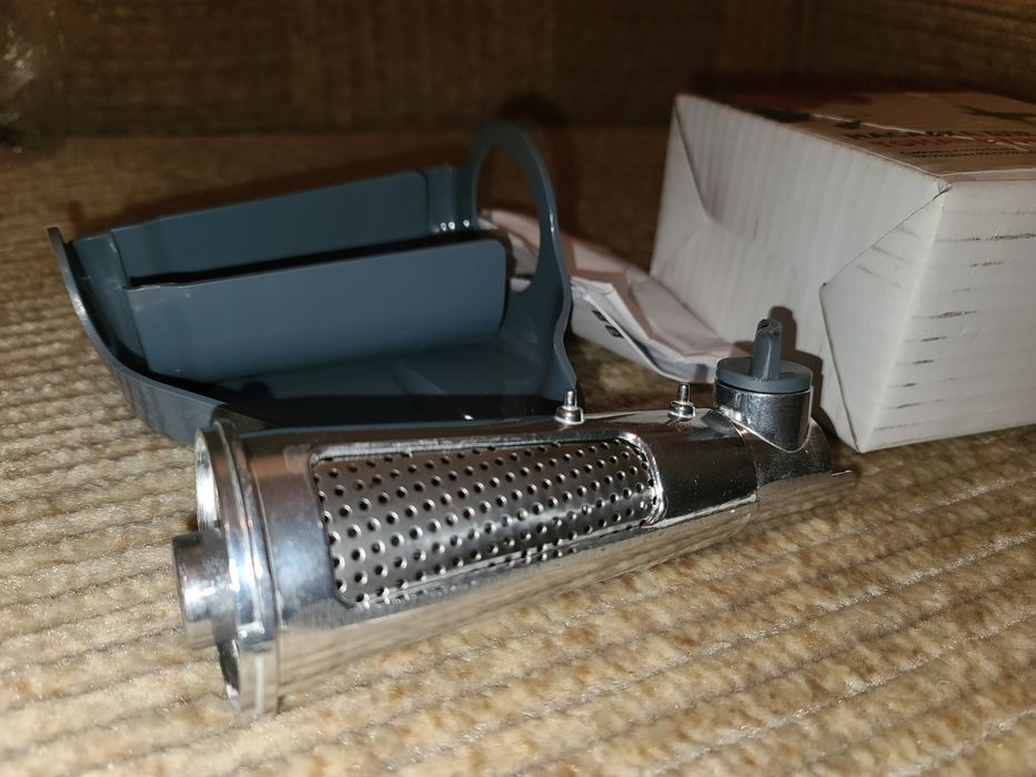 Насадка-соковыжималка для мясорубки MOULINEX XF930032. Новая!!!