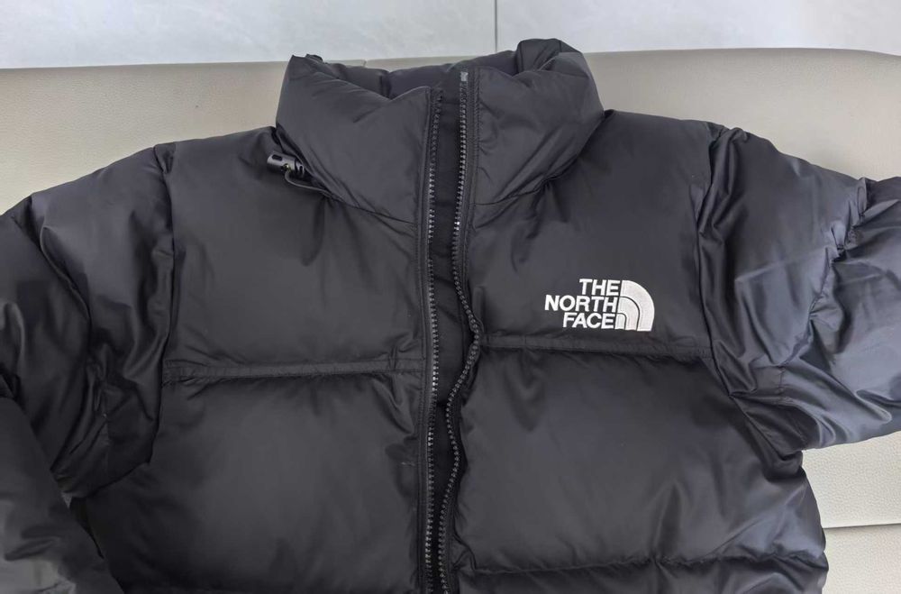 Kurtka puchowa czarna marki The N Face / L