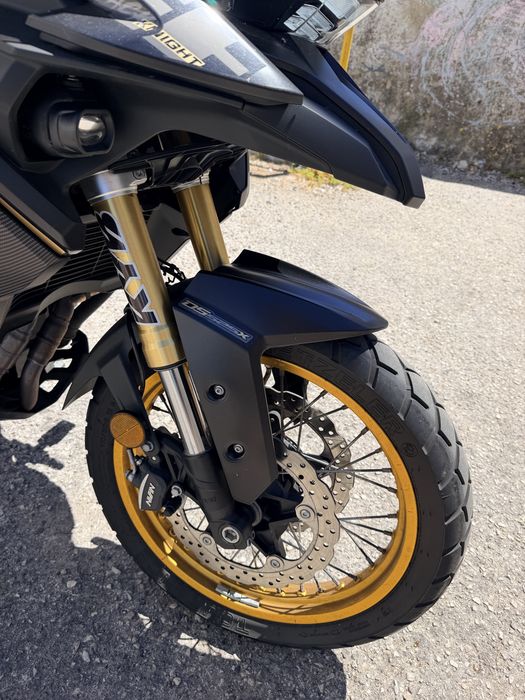 Voge 525 DSX Black Knight