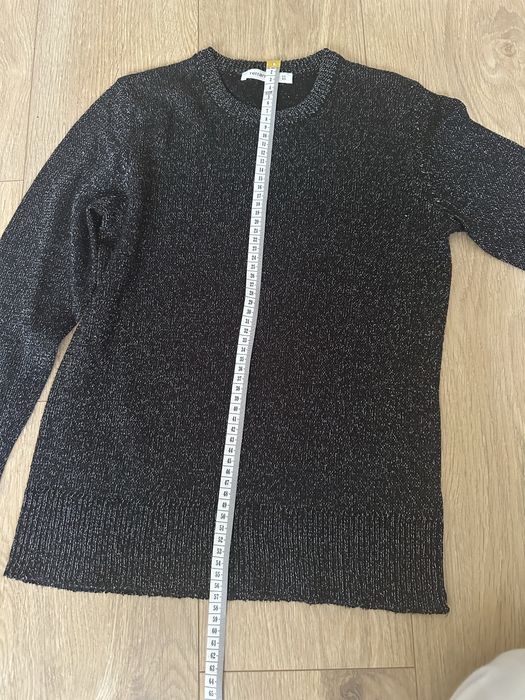 Elegancki sweter blyszczacy