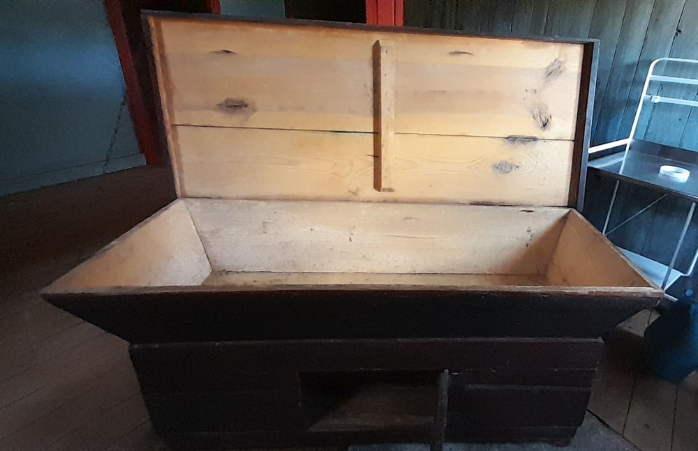 Massadeira antiga/Mesa