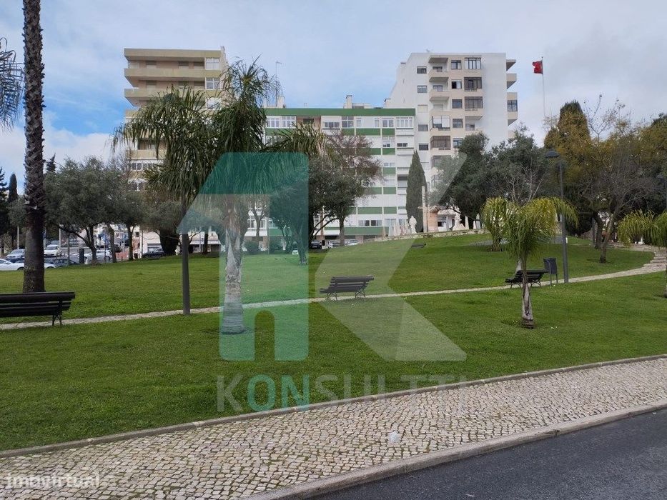 Apartamento T1 com vista Rio/Mar - Oeiras