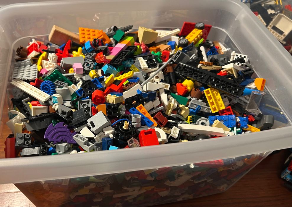 LEGO ok. 15 kg – mix klocków, pojemniki