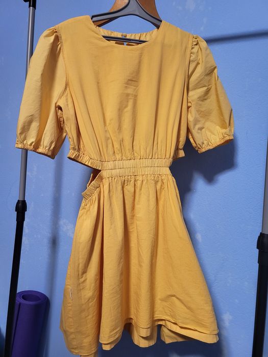 Сукні, розмір 42-44