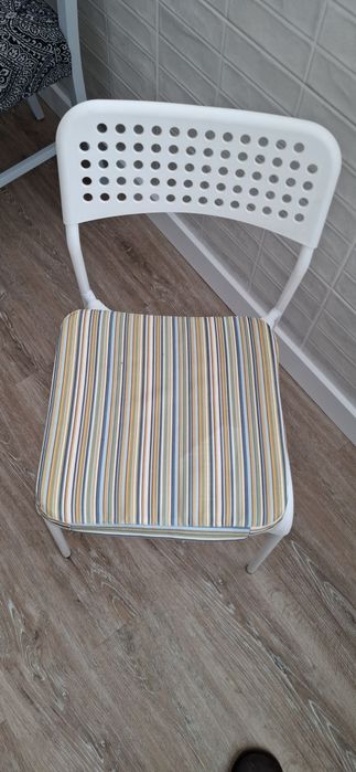 Mesa e cadeiras para refeição